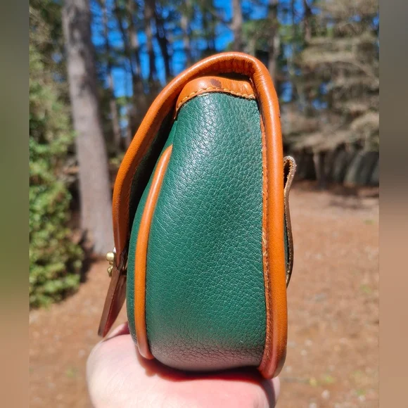 Vintage Dooney & Bourke Emerald Green AWL Calvalry R74 Mini Belt Crossbody Bag - Picture 5 of 13